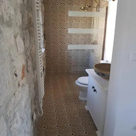 Apartment Kamena Kuca-stone House Trebinje